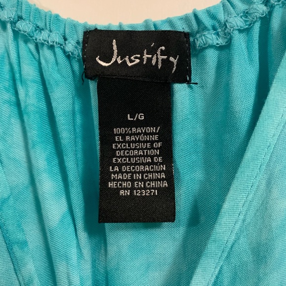 Romper - Picture 2 of 4